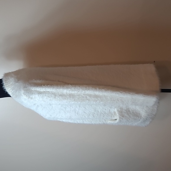 Ivory eyelash cardigan banana republic Size S - Picture 5 of 10